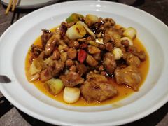 宫保鸡丁-闫府私房菜·老字号(恒隆店)