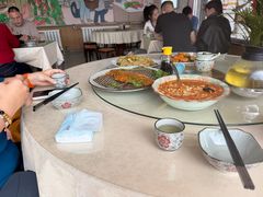 -天天向上素食餐厅(五台山店)