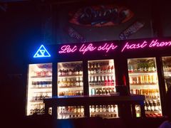 -UP嘻哈酒吧(粉巢店)