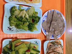 -伊穆祥牛肉面总店·清真
