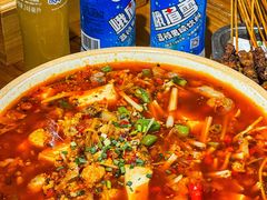 -李双猪·小龙虾·烧烤·羊肉煲(乐山店)