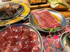 -青瓦炭韩潮烤肉(花园道店)