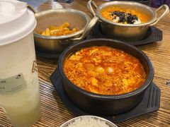 -吴草鸡爪오초닭발韩食堂(融恒盈嘉中心店)