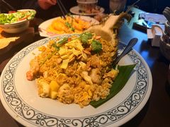 -大头虾越式风味餐厅(光明广场店)