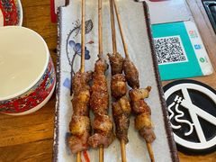 羊肉串-毛辣果·贵州红酸汤牛肉火锅(西单店)