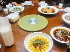 -阿巴佬渝菜主题餐厅