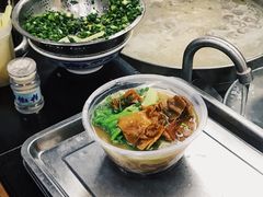 牛腩猪肠河粉-珍珍小食店(西华路店)