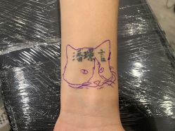 -龙之吻专业刺青·手工耳洞·纹身去色