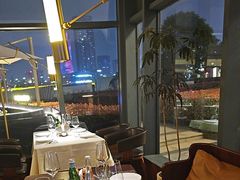 -MONICH牛排融合餐厅(和义大道购物中心店)