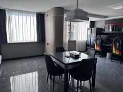 -BUFF电竞酒店(成都春熙路太古里店)