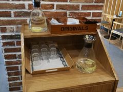 -焙丽拾光(麦凯乐直营店)