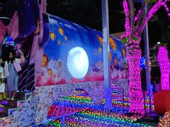 -泰龙城小吃街