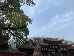 -峨眉山报国寺