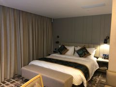 -曼谷一号酒店(深圳龙华大浪商业中心店)