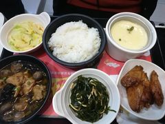 -老娘舅餐厅(黄龙体育中心店)