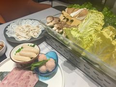 -红鼎豆捞·非遗鲍皇汤火锅(宝丰路店)