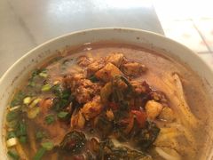 鸡肉汤米线-再回首鸡肉米线(人民路一店)