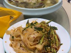 -YI PIN JU 一品居中餐厅 中国超市
