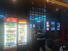-屋有岛沉浸游戏旗舰店(中山公园店)