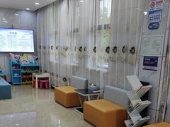 -茂菊口腔连锁(浦东南路店)