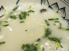 -牛三哥洛阳牛肉汤(生态城店)