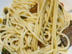 -牛八宝桂林米粉(八里庄店)