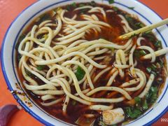 -陆元丰·兰州纯汤牛肉面(自强西路店)