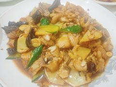 -鲁南仔·滕州炒鸡(经三路店)
