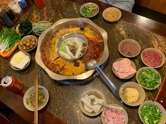 -星鸿社重庆老火锅(燃灯寺分店)
