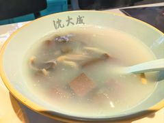 鸡鸭血汤-沈大成(南京东路店)