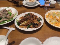 -泉畔人家·老济南经典鲁菜(大明湖店)