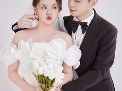 -经典婚纱摄影美学馆·私人定制