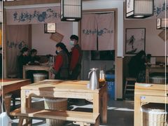 大堂-先启半步颠小酒馆(虹桥龙湖天街店)