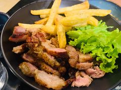 鼓手烤猪肉-KARN敢·春武里泰国小餐馆(版筑翠园店)