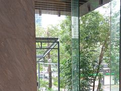 -深圳温德姆至尊酒店·大堂吧·户外花园