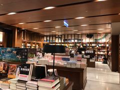 -诚品(信义店)