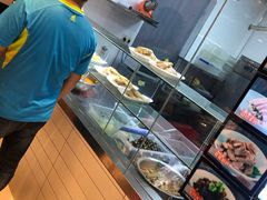 -侬佳蒸菜馆(听潮店)