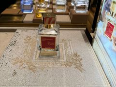 -文艺复兴百货(米兰大教堂广场店)