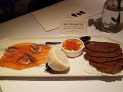 温热烟熏三文鱼-壳里西餐厅Coquille Seafood Bistro(蒙自路店)