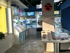 -现代眼镜批发城(台东三路店)