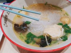 -小杨生煎(金山百联购物中心3楼店)