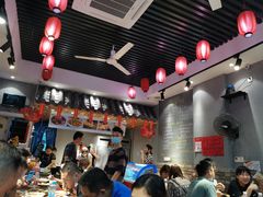 -爆炸头阿姨小四川正宗川味小吃(无任何分店)