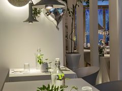 -春树下·树屋花房西餐厅(罍街AS1980店)