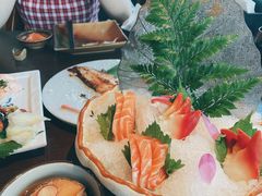 -万岛日本料理铁板烧(万泰国际店)