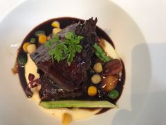 法式红酒荟小牛腱土豆泥季节蔬菜-蝶舍·MAISON PAPILLON