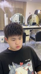 -摩度造型·烫发染发接发