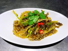 -鱼非鱼(徐家汇店)