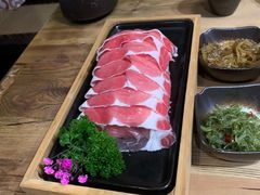 -湊湊火锅·茶憩(杭州湖滨银泰in77店)