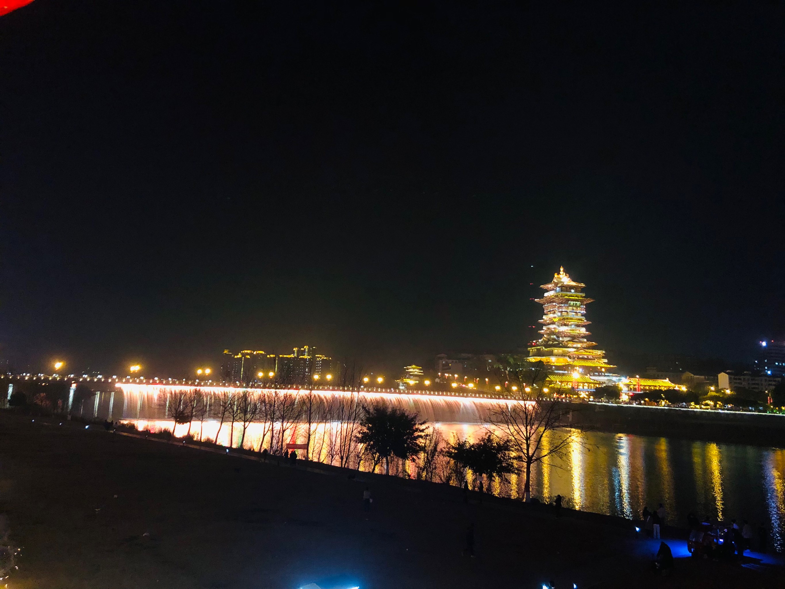 铁牛广场夜景图片