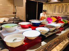 餐饮设施-万象温泉景区
